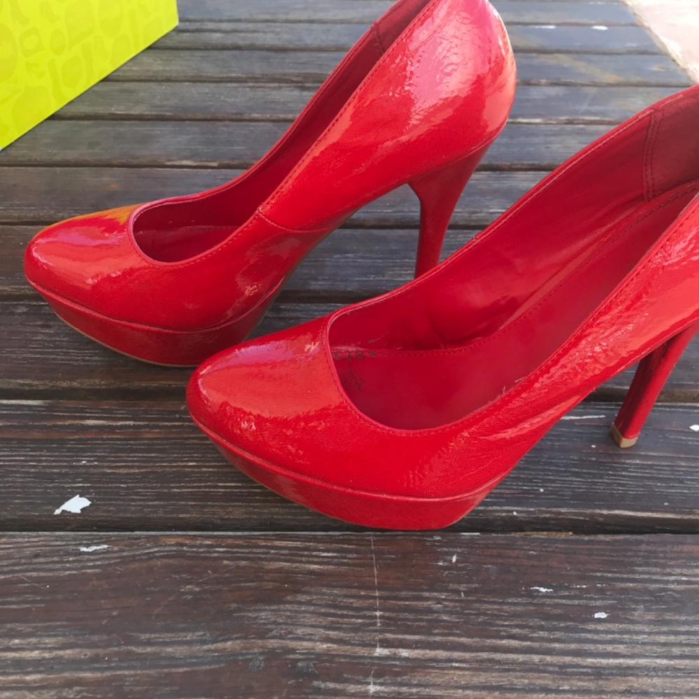 Red Heels - Picture 2 of 5